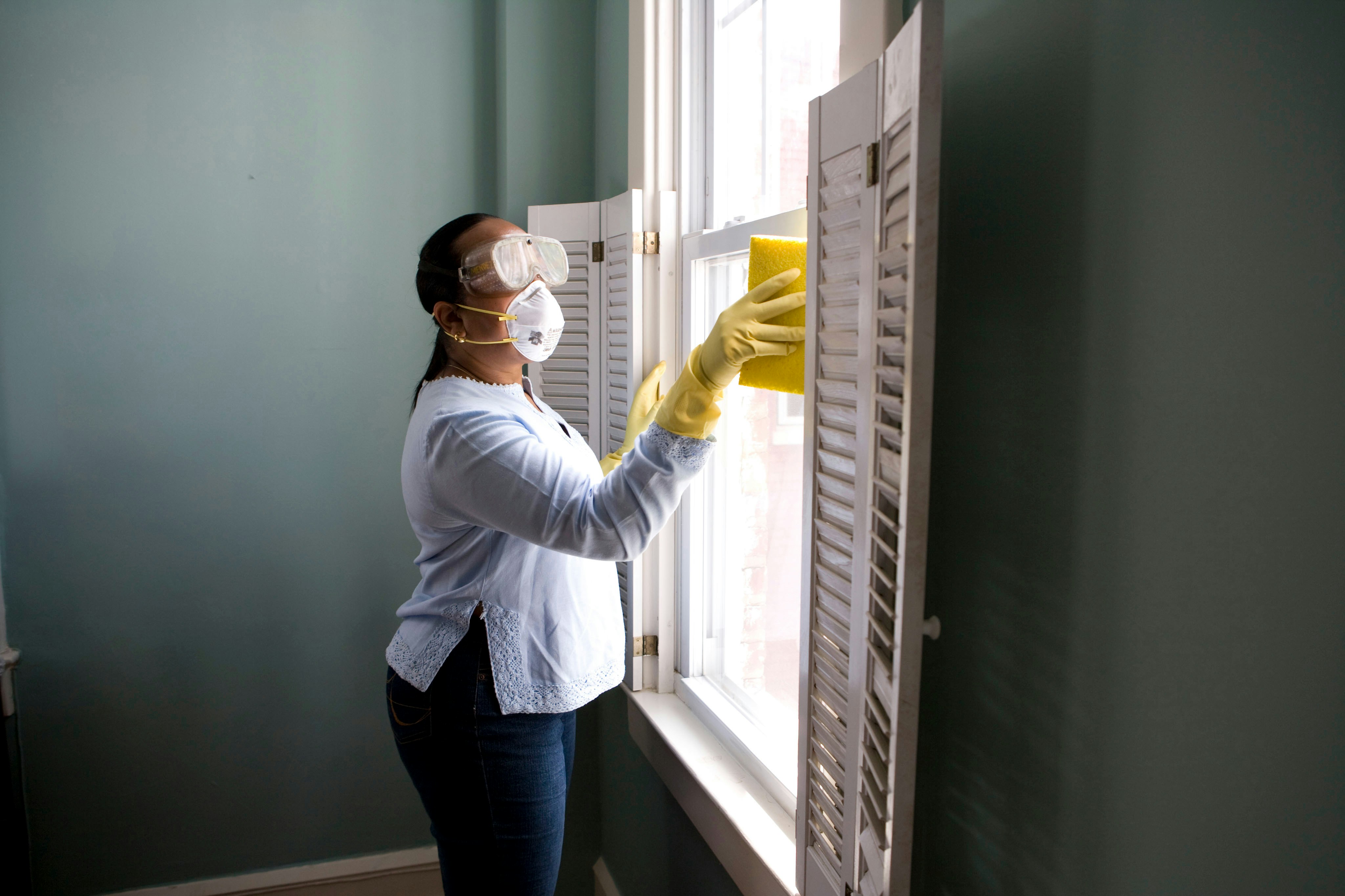 Professional cleaning service in action